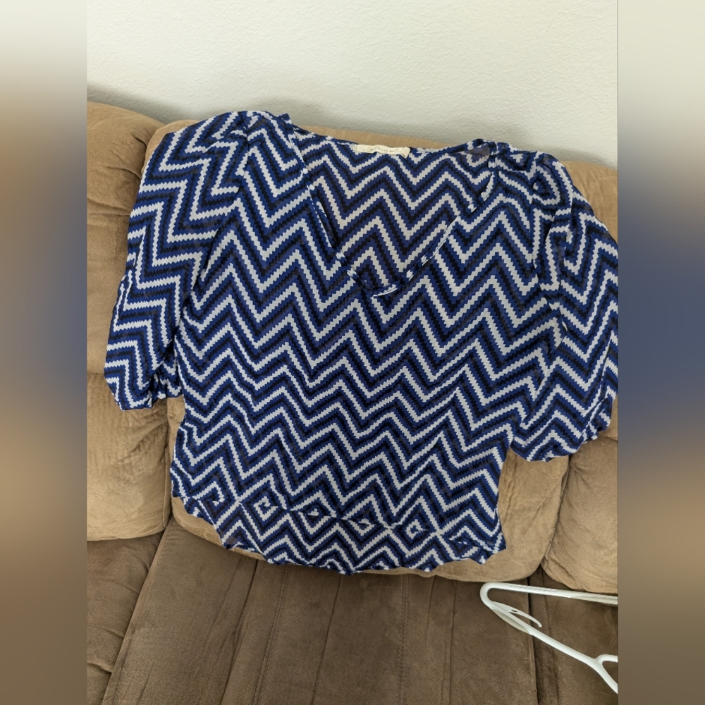 Women's Blue And White Top